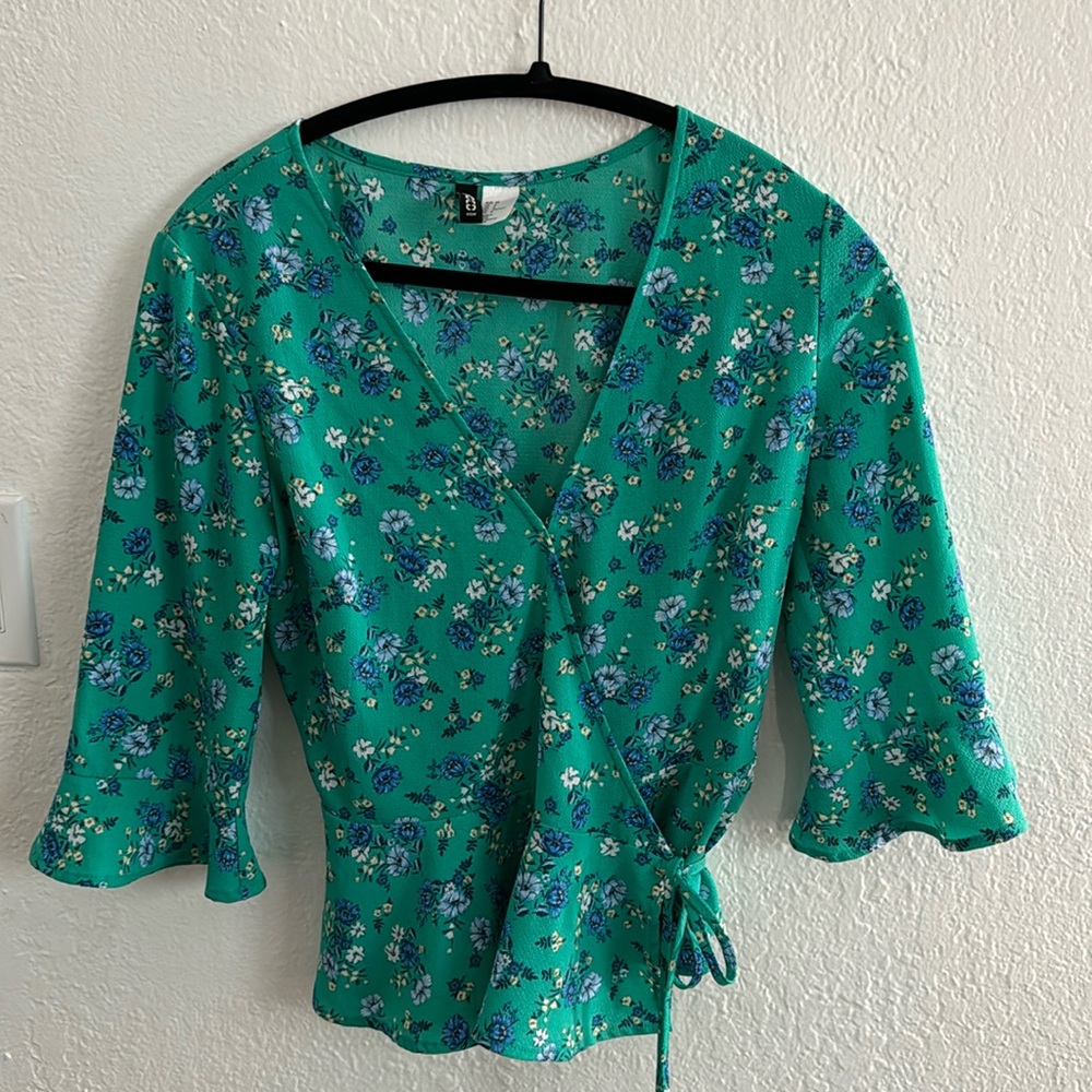 Floral top